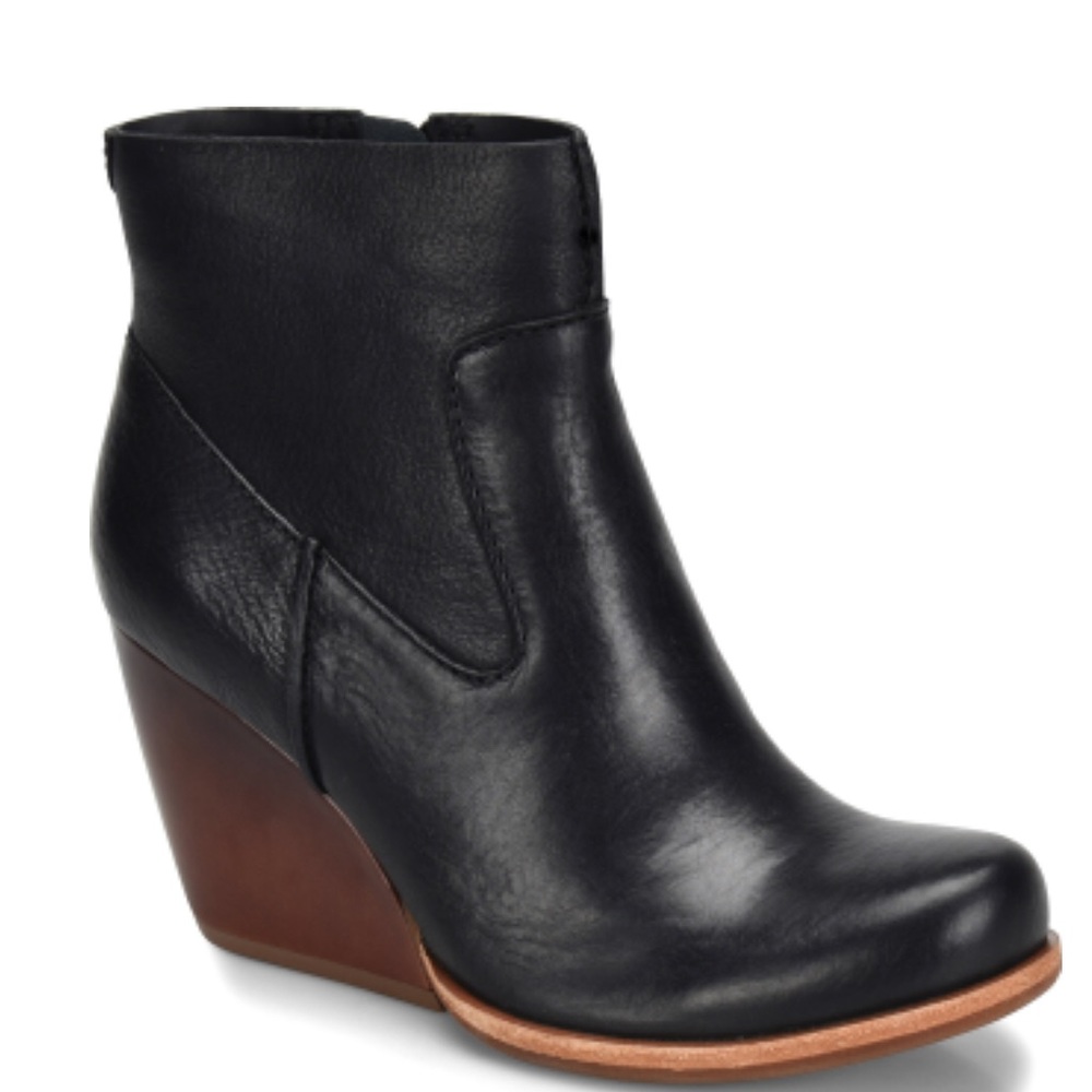 Kork-Ease Michelle Black Wedge Booties